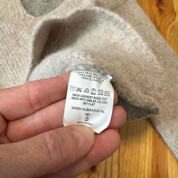 Humanoid V-Neck Sweater Gray/Tan 3/4 Sleeve Alpaca Blend Womens SMALL - Picture 8 of 9